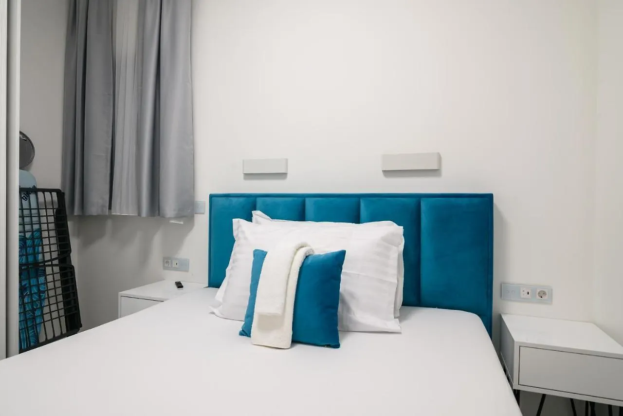 Апартаменты Palm Springs Трогир
