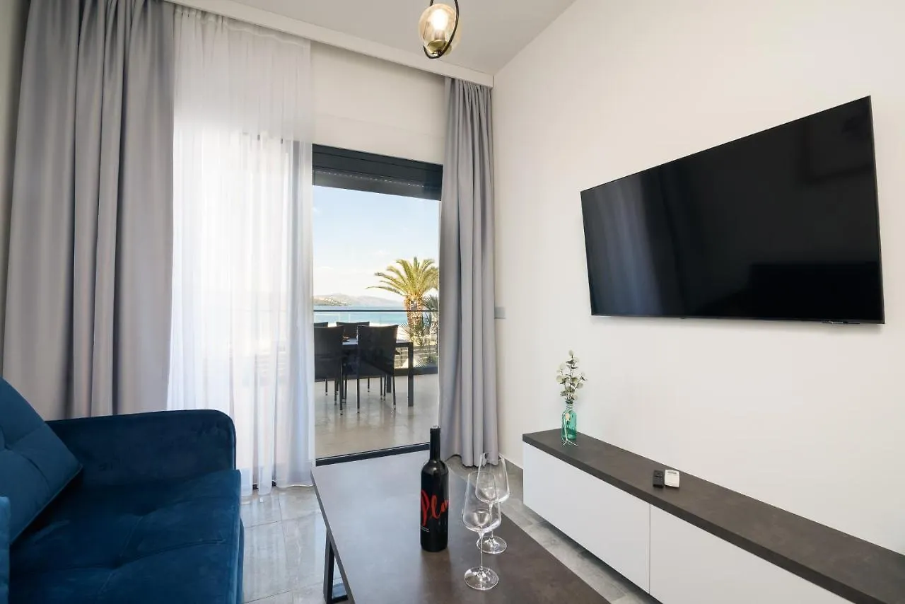 Palm Springs Apartment Trogir Croatia