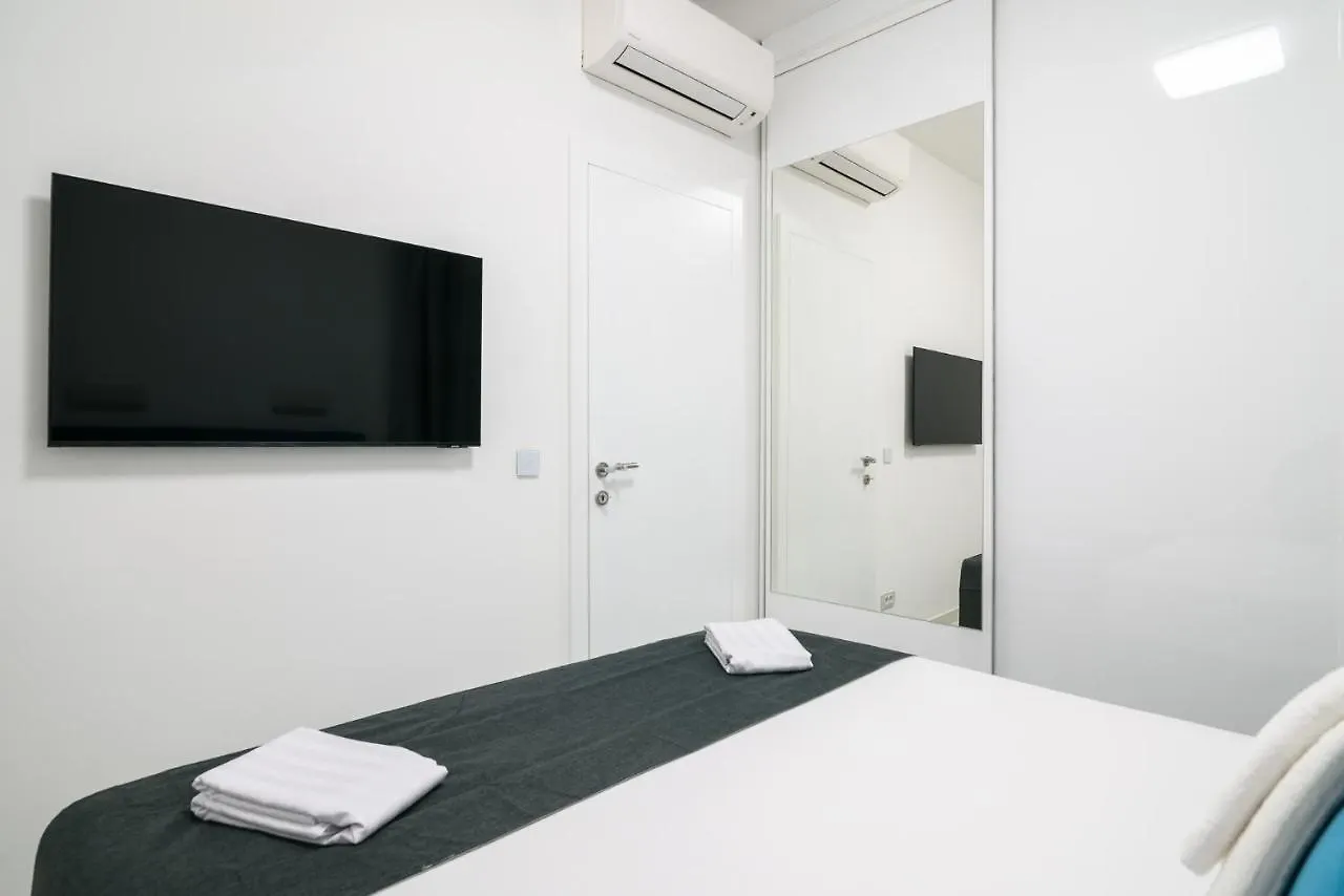 Palm Springs Apartment Trogir 0*,